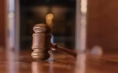 حبس أمين عام 6 أشهر وتغرمه