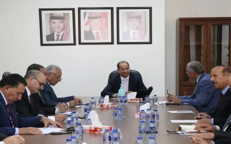 الشبول يلتقي رئيس وأعضاء اللجنة الوطنية