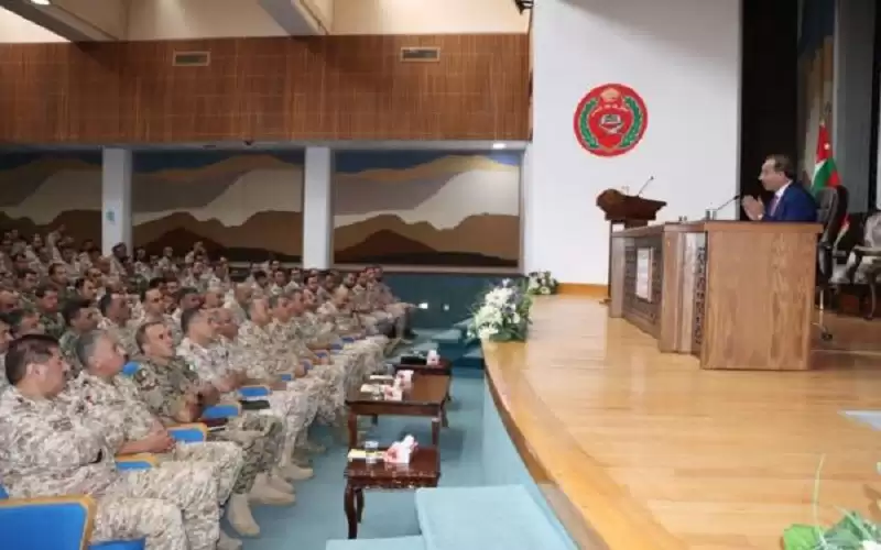 الشبول: الاستخدام الخاطئ للتواصل الاجتماعي يزعزع