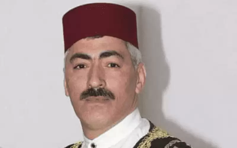 شاب يقتل والد خطيبته لأنه طلب