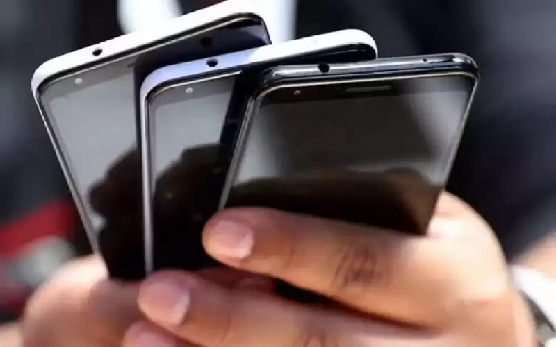 الأردن استورد أجهزة خلوية بقيمة 120