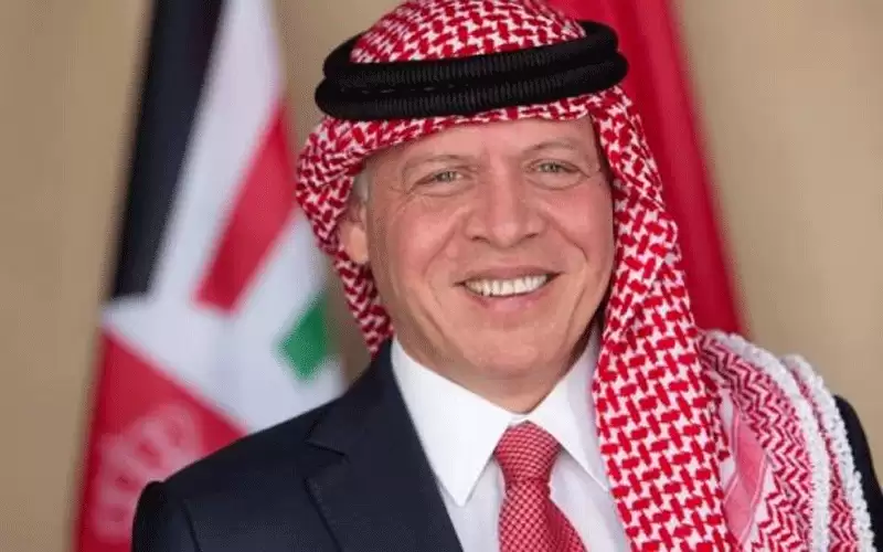 الملك يهنئ بعيد الثورة الجزائرية