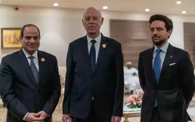 ولي العهد يحضر مأدبة عشاء أقامها
