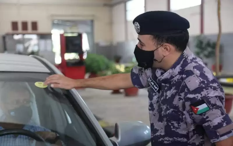 إشارة خاصة على المركبات التي لم
