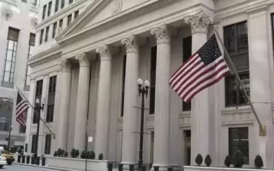 الفيدرالي الأميركي يتجه إلى رفع الفائدة