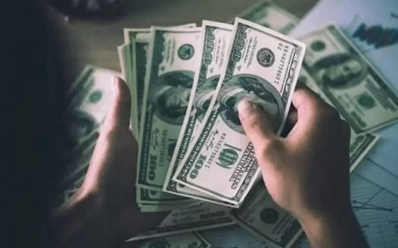 ارتفاع إيرادات العراق النفطية 5ر5% خلال