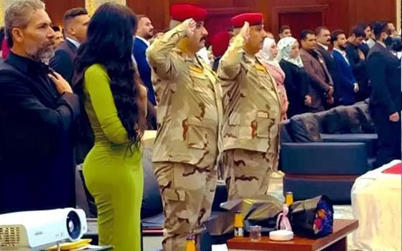 التحقيق مع ضابطين عراقيين حضرا مهرجانا