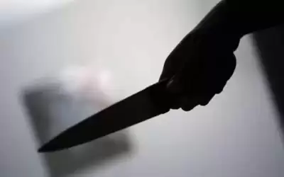 تفاصيل جديدة بقضية طعن شخص لزوجته