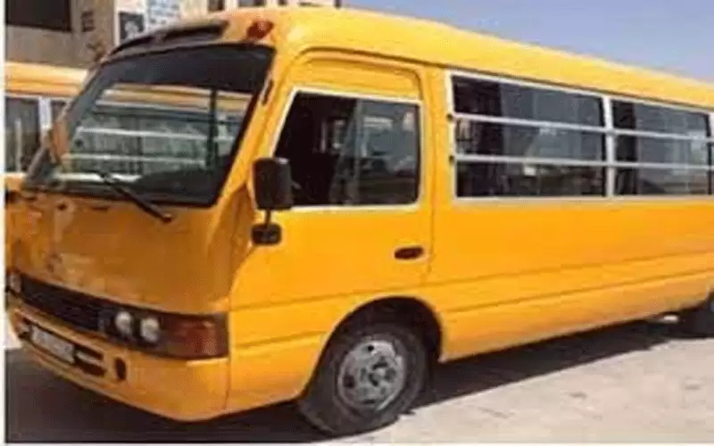 دهس طالبين من قبل باص مدرستهما