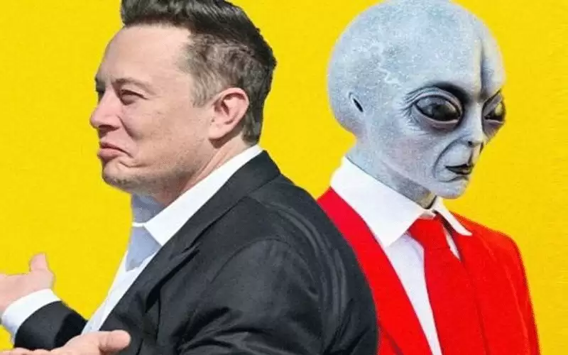 إيلون ماسك: أنا كائن فضائي.. وأحاول