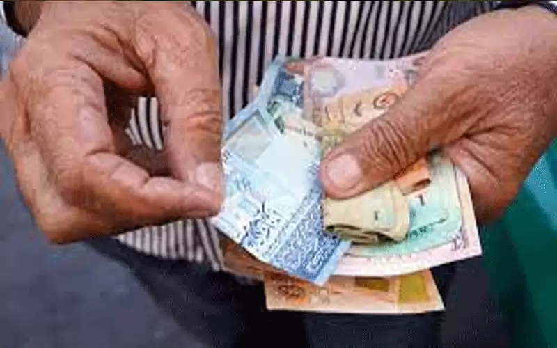 مطالب بتأجيل أقساط القروض