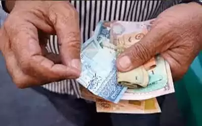 مطالب بتأجيل أقساط القروض