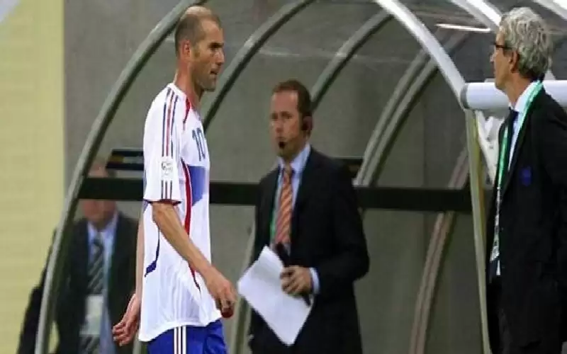 مقدمة من زيدان.. أغرب هدية في