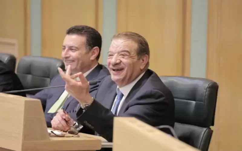 انتخابات النواب.. تزاحم على موقع النائب