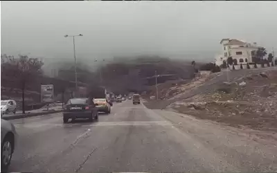طقس مائل للبرودة وغائم جزئيا