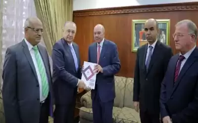 رئيس مجلس الأعيان يتسلم التقرير السنوي