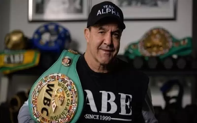 بعد 31 عاما.. الأسترالي فينيش يمنح