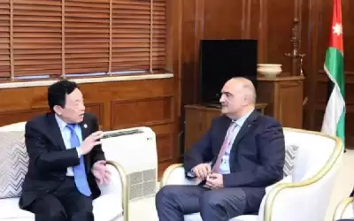 الخصاونة: تجربتنا متميزة بتوفير مخزون استراتيجي