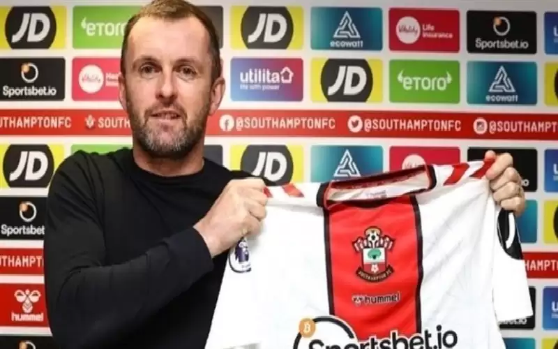 ساوثهامبتون يعين مدربا جديدا