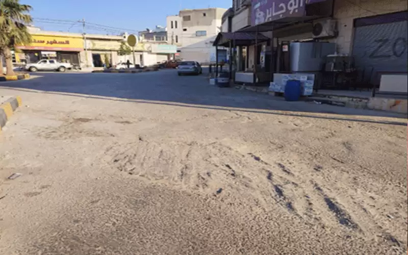 طرق الرمثا رثة تسبب زحمة على