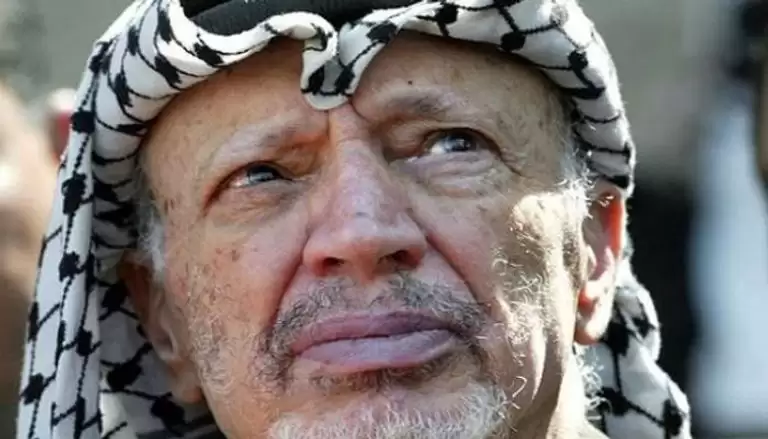 10 أمور تجعل وفاة ياسر عرفات