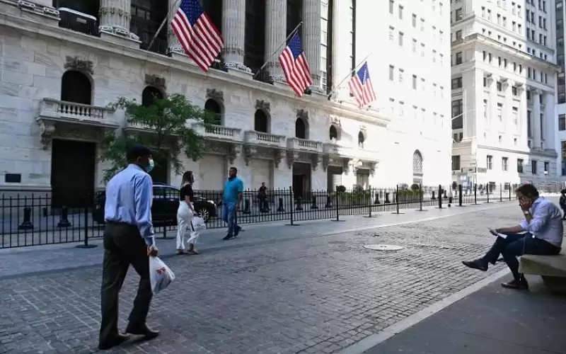 التضخم بأميركا يتراجع إلى 7.7%