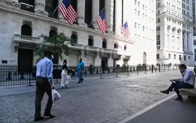 التضخم بأميركا يتراجع إلى 7.7%