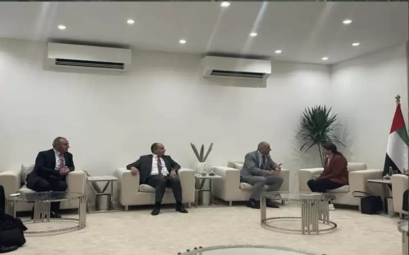 الإمارات تبدي استعدادها لتمويل مشاريع أردنية