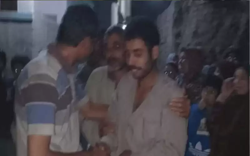 تسلموا جثته ودفنوه .. فإذا به