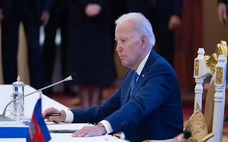 بالفيديو في زلة لسان.. بايدن يشكر