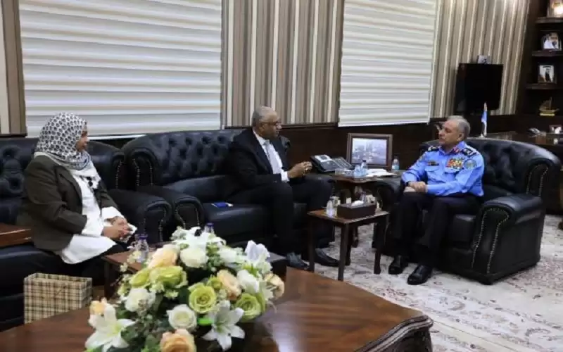 مدير الامن العام يلتقي السفير السوداني