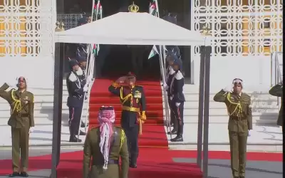 الملك لنشامى الجيش العربي والأجهزة الأمنية: