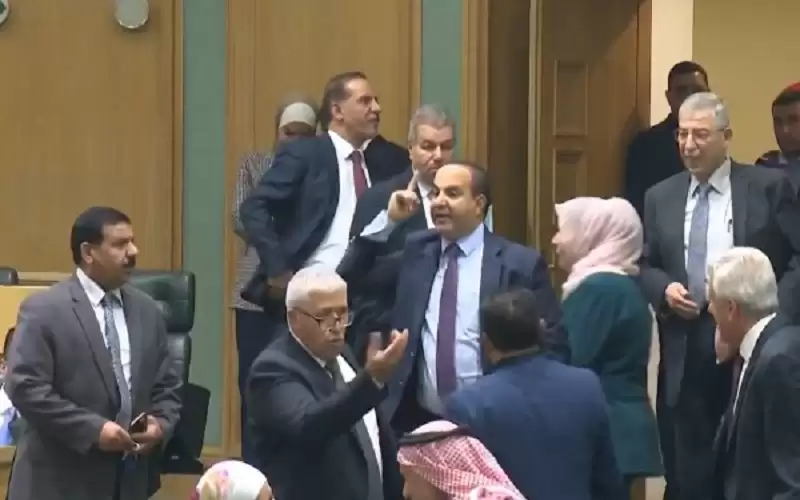 بعد مشادة كلامية .. فريج: اعتذر