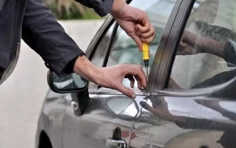 سرقة السيارات تنتشر في لبنان.. والأمن