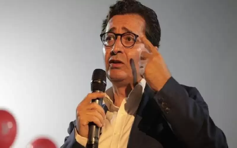 بسبب قرار قضائي.. منع رئيس حزب