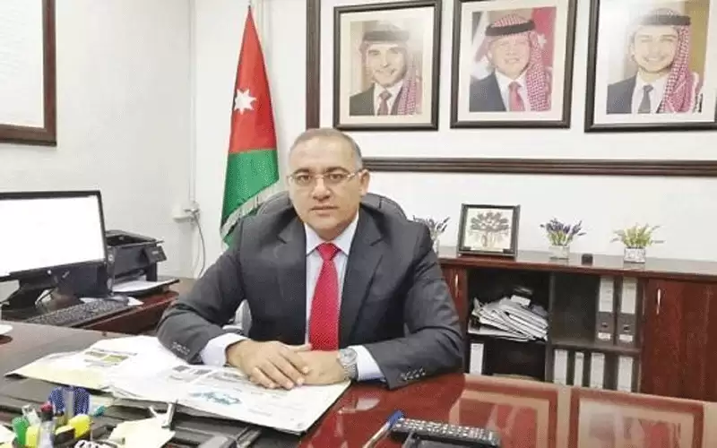 البواريد يزيل بابا يعمل برقم سري