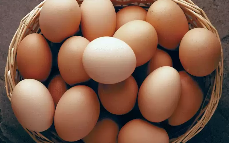 متاجر بريطانية كبرى تقنن بيع البيض