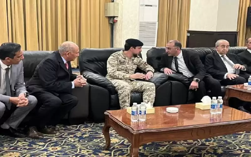 ولي العهد يعزي بوفاة العين الأسبق