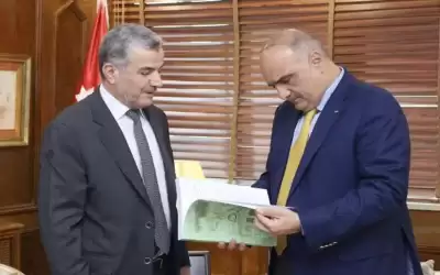 رئيس الوزراء يتسلم تقرير ديوان المحاسبة