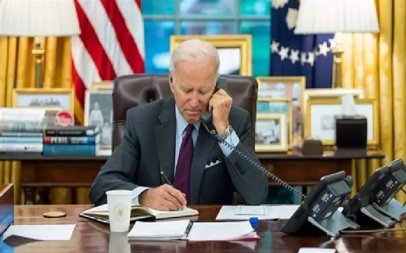 أمريكا تحث أوكرانيا على التفكير في