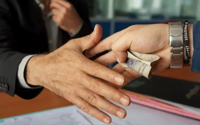 الأردن الأقل مخاطرة عربيا بمؤشر الرشوة