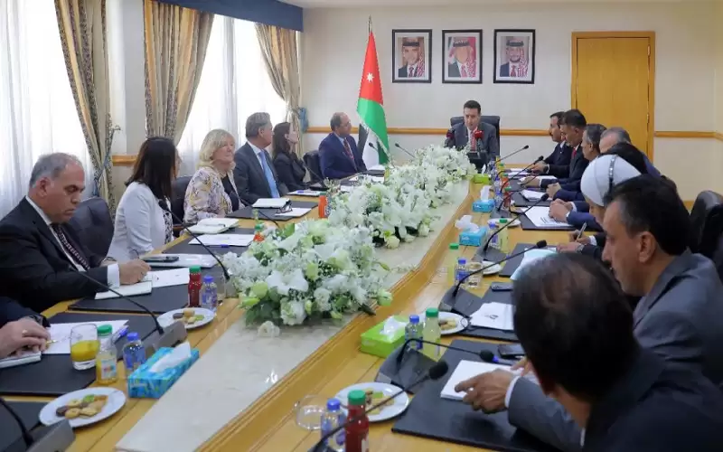 رئيس مجلس النواب يدعو إلى عدم