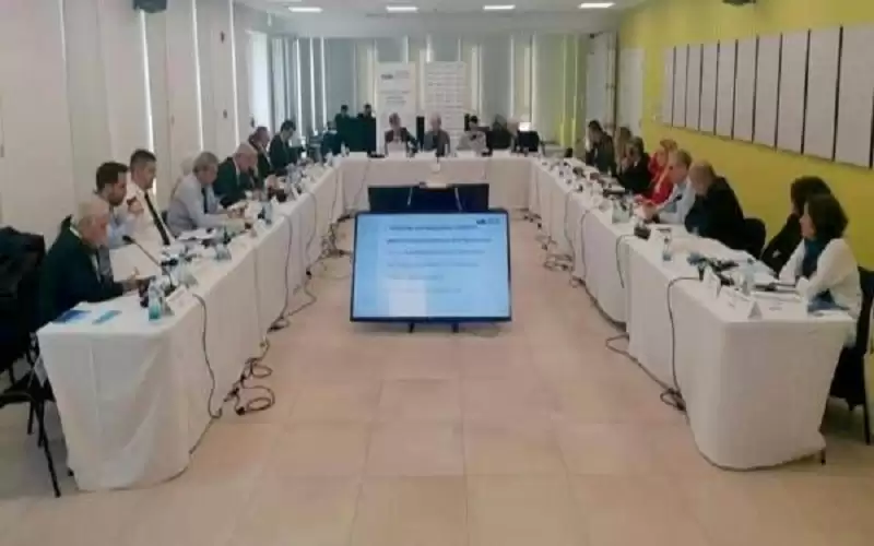 بلدية مأدبا تشارك باجتماع حول مشاريع