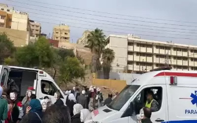 إصابة طالبات مدرسة بضيق تنفس ..