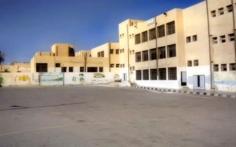 ضبط احداث سرقوا مدرسة بالرصيفة