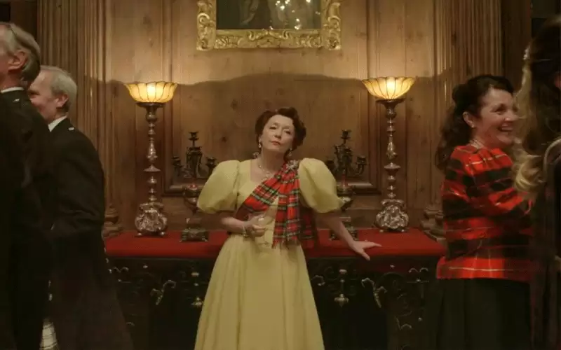 هل حول التاج نساء العائلة الملكية