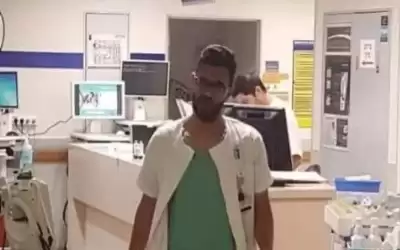 مستشفى هداسا يفصل طبيبا لتقديمه حلوى