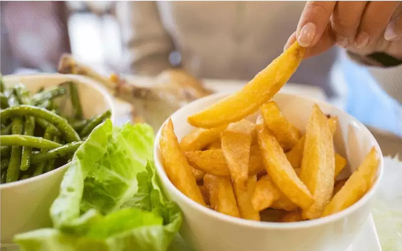 على عكس الاعتقاد السائد.. تناول البطاطا