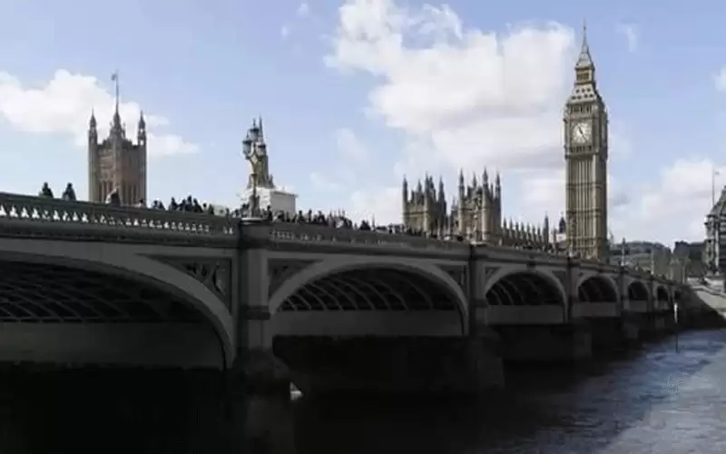 الصين تتهم بريطانيا بالافتراءات الخبيثة