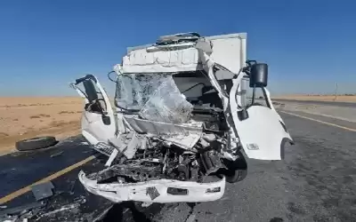 وفاتان وإصابتان بحادث تصادم على الصحراوي